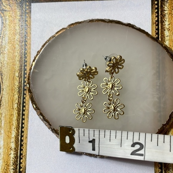 Dainty Elegant Gold Trio Flower Dangle Earrings - Picture 9 of 10